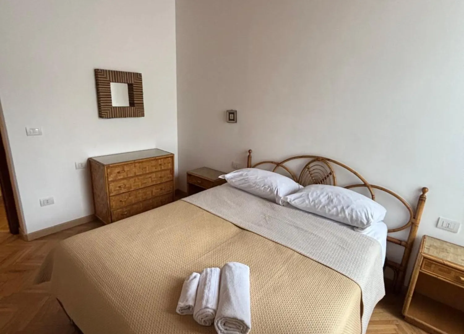 B&B House La Cantinetta Palermo 0*,  Italia